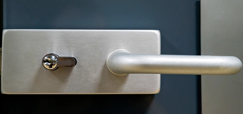 Change Patio Door Locks in Healdsburg, California